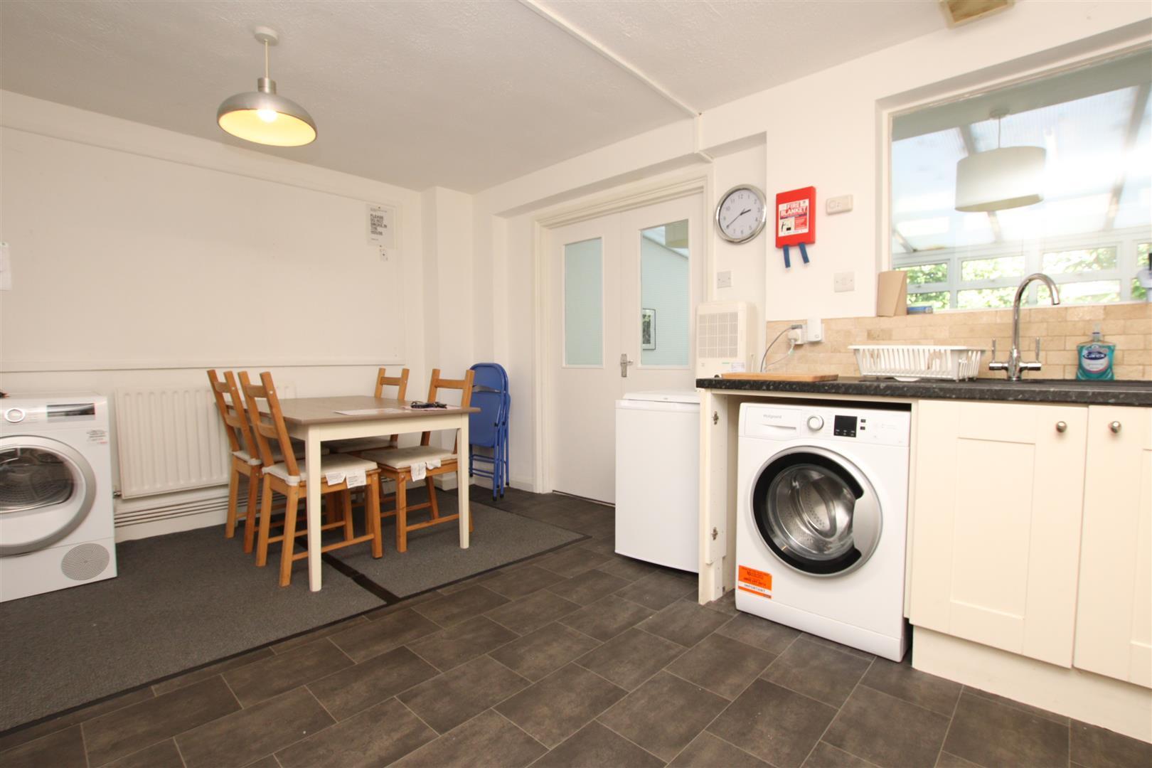 Stanway Close, Bath, BA2